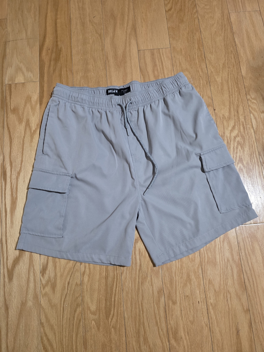 BKLYN Men's Gray Cargo Drawstring Shorts Size Large